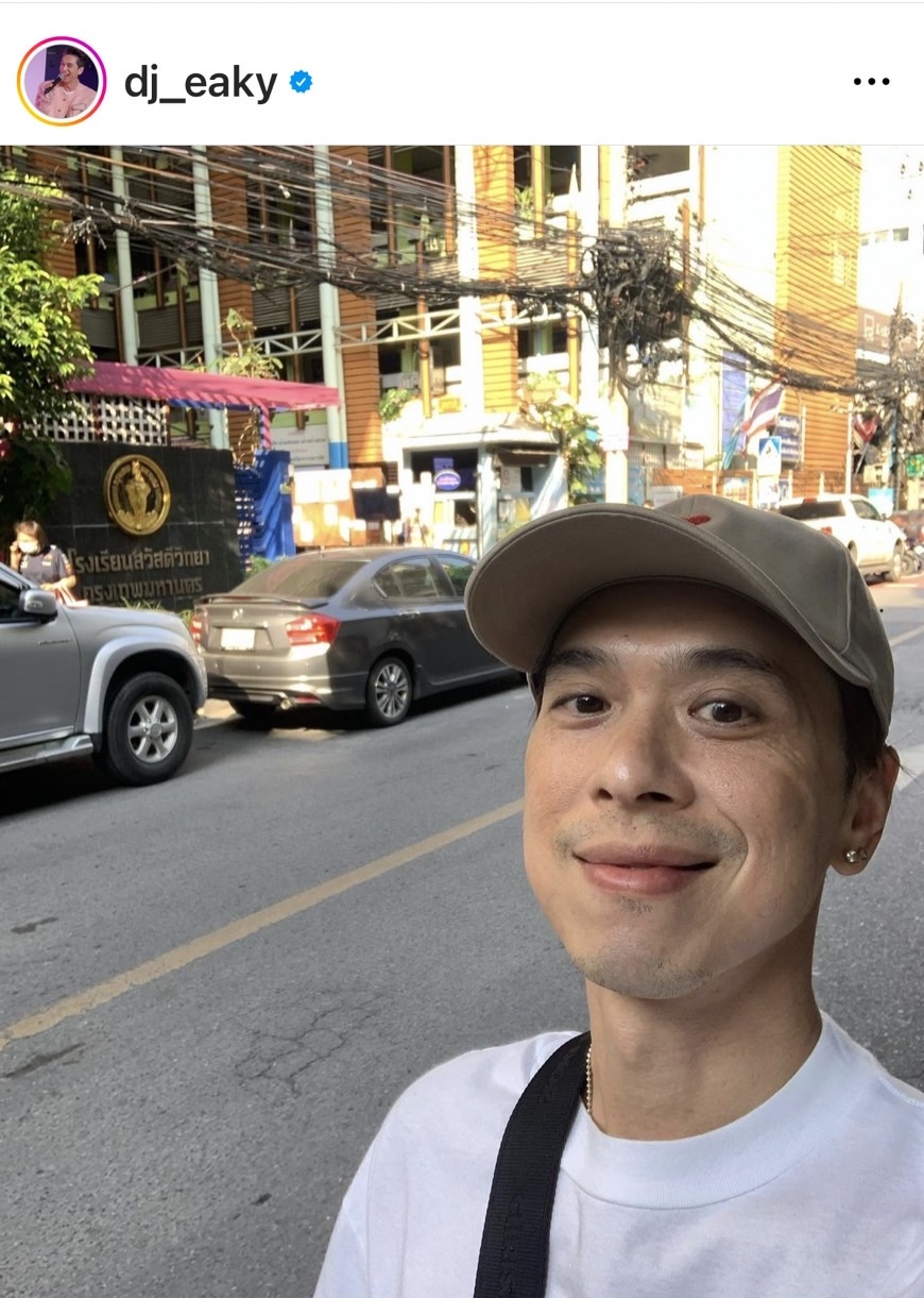 คนบันเทิง คึกคักเข้าคูหาใช้สิทธิเลือกตั้ง ปี 2566 คนบันเทิง คึกคักเข้าคูหาใช้สิทธิเลือกตั้ง ปี 2566