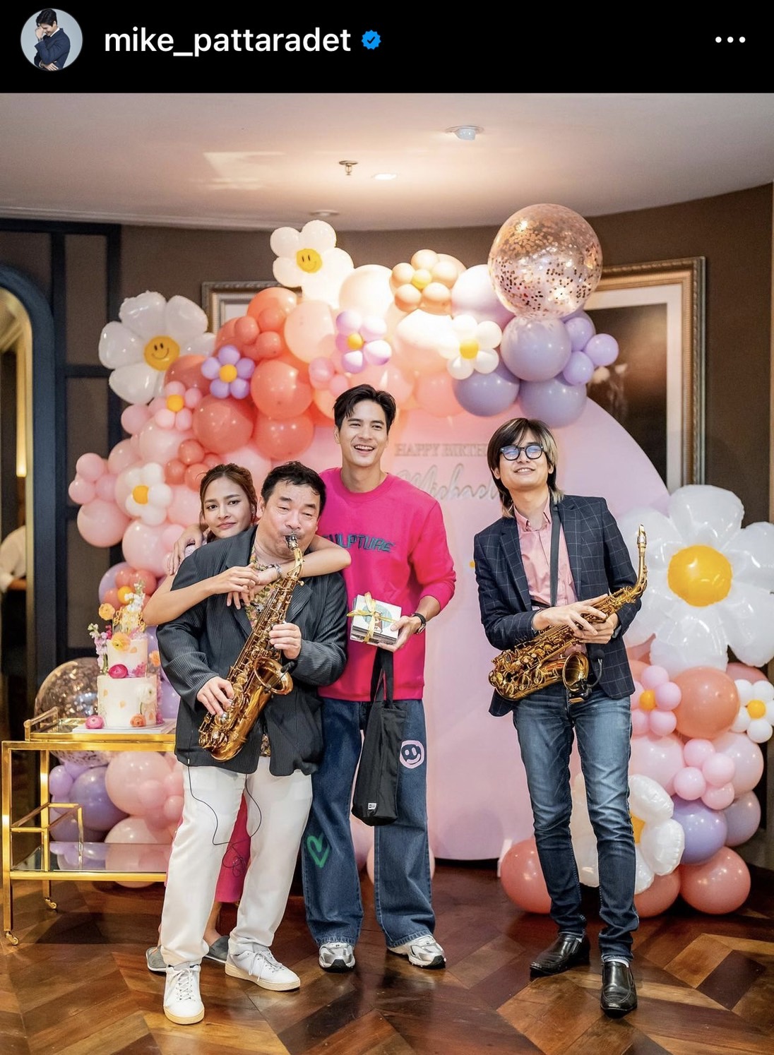 ไมค์ เล่าโมเมนต์ถูก ปุ๊กลุก เซอร์ไพรส์วันเกิด ย้ำ! ไม่จำเป็นต้องระบุสถานะ