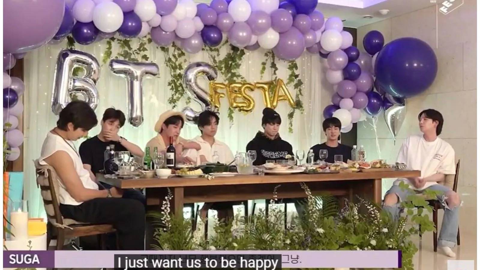 BTS ประกาศพักวงเพื่อเปิดโอกาสให้สมาชิกในวงได้ทำ โซโล่ โปรเจ็คท์ ของตัวเอง BTS ประกาศพักวงเพื่อเปิดโอกาสให้สมาชิกในวงได้ทำ โซโล่ โปรเจ็คท์ ของตัวเอง