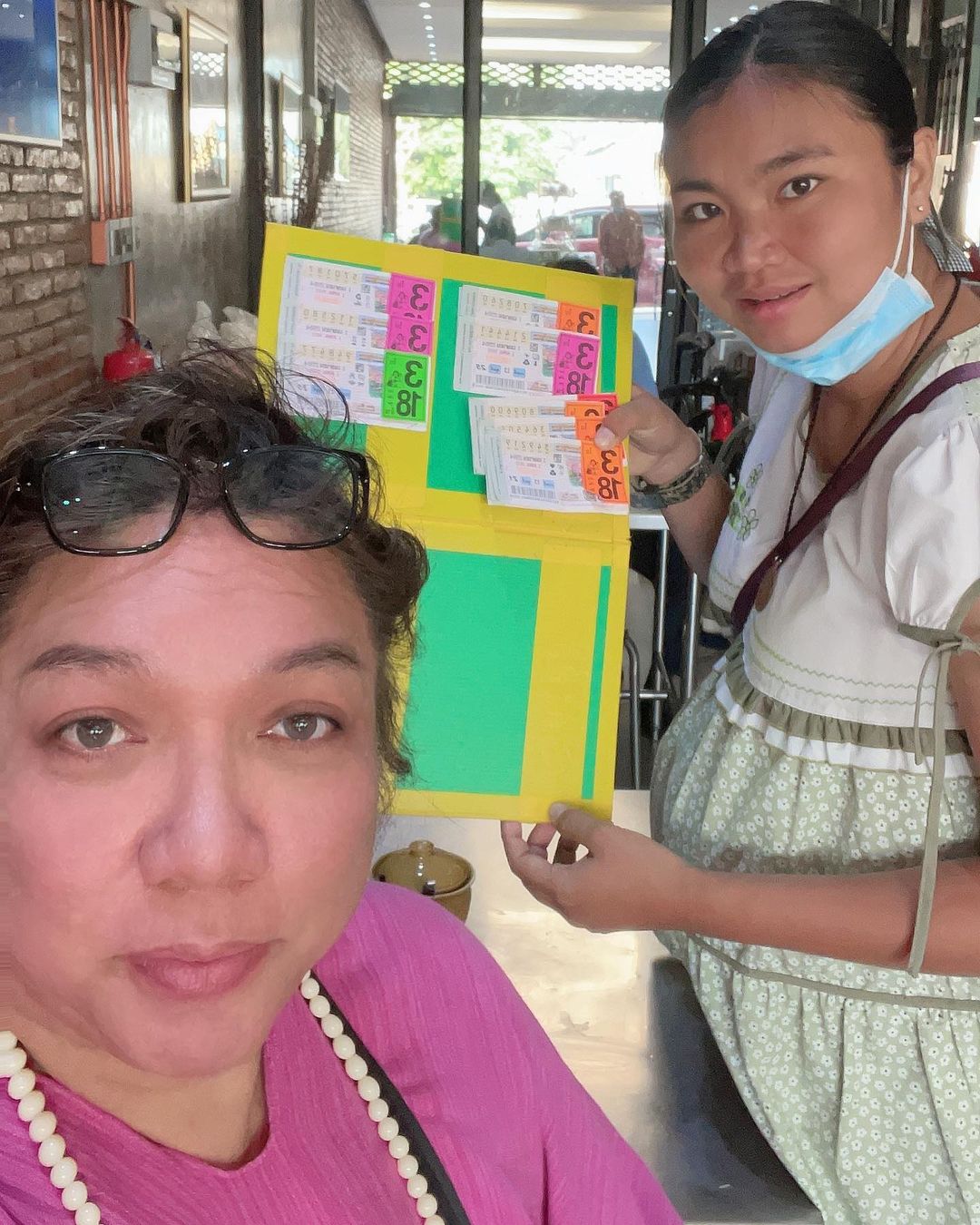 รวมพลคนมีโชค ถูกลอตเตอรี่
