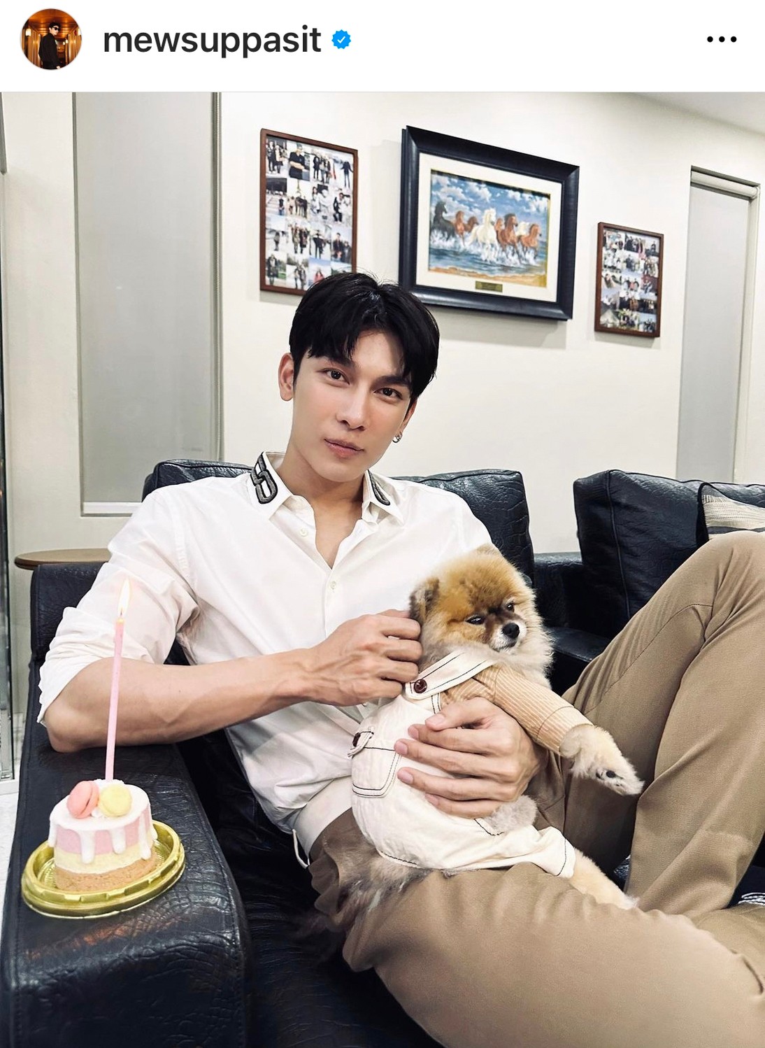 มิว ศุภศิษฏ์ ควงแฟนคลับร่วมทำบุญ พร้อมอัปเดตผลงานในปีนี้ มิว ศุภศิษฏ์ ควงแฟนคลับร่วมทำบุญ พร้อมอัปเดตผลงานในปีนี้