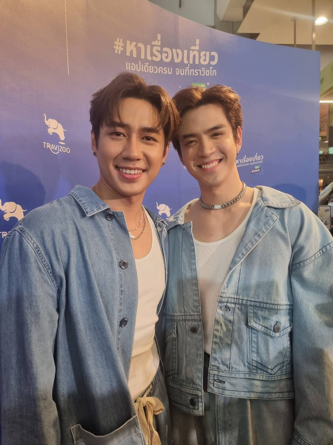 “ฟิล์ม-แจม” เตรียมจัดแฟนมีตติ้ง ปัดอัปค่าตัวพุ่งสูง “ฟิล์ม-แจม” เตรียมจัดแฟนมีตติ้ง ปัดอัปค่าตัวพุ่งสูง