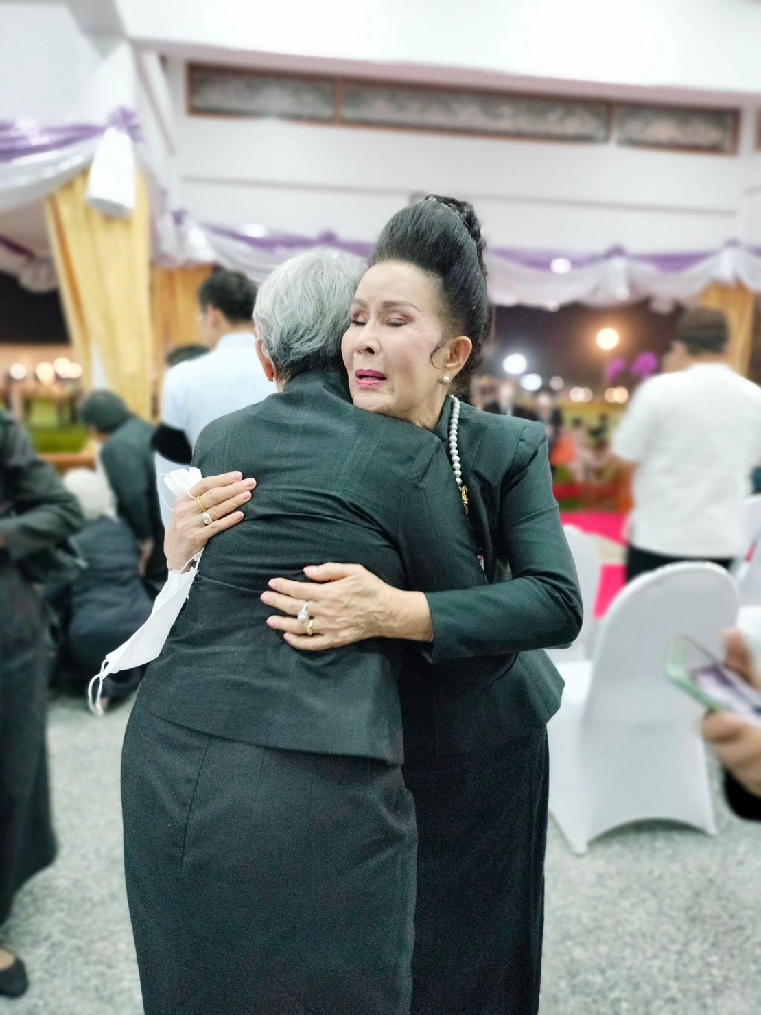 ประมวลภาพ งานพระราชทานเพลิงศพ สรพงศ์ ชาตรี