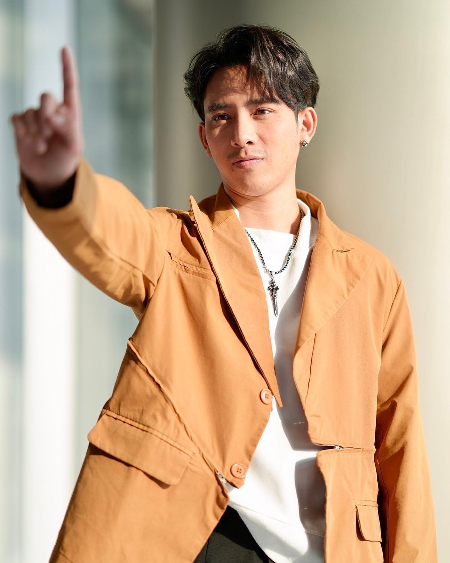 เบิ้ล ปทุมราช นำเงินที่ได้จากคอนเสิร์ต บริจาคช่วยเหลือสองพี่น้องยากไร้ เบิ้ล ปทุมราช นำเงินที่ได้จากคอนเสิร์ต บริจาคช่วยเหลือสองพี่น้องยากไร้