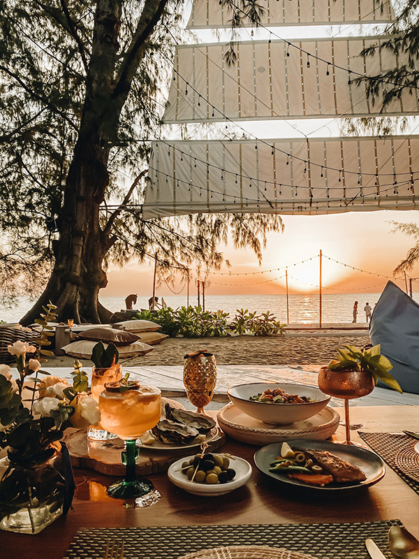 10 คาเฟ่พัทยา บรรยากาศดี วิวสวยริมทะเล 10 คาเฟ่พัทยา บรรยากาศดี วิวสวยริมทะเล