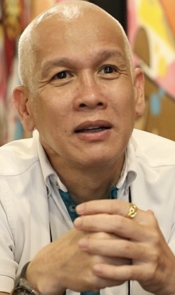 “หนุ่ม เสกสรร” อดีตนักร้องดังเจอพิษโควิด สูญเงินกว่า 100 ล้าน “หนุ่ม เสกสรร” อดีตนักร้องดังเจอพิษโควิด สูญเงินกว่า 100 ล้าน