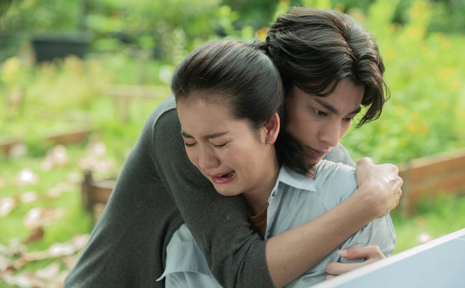 ฮอตติดเทรนด์โลก!! คว้า กลัฟ คณาวุฒิ ร่วมงานกระแสแรงสุดปัง