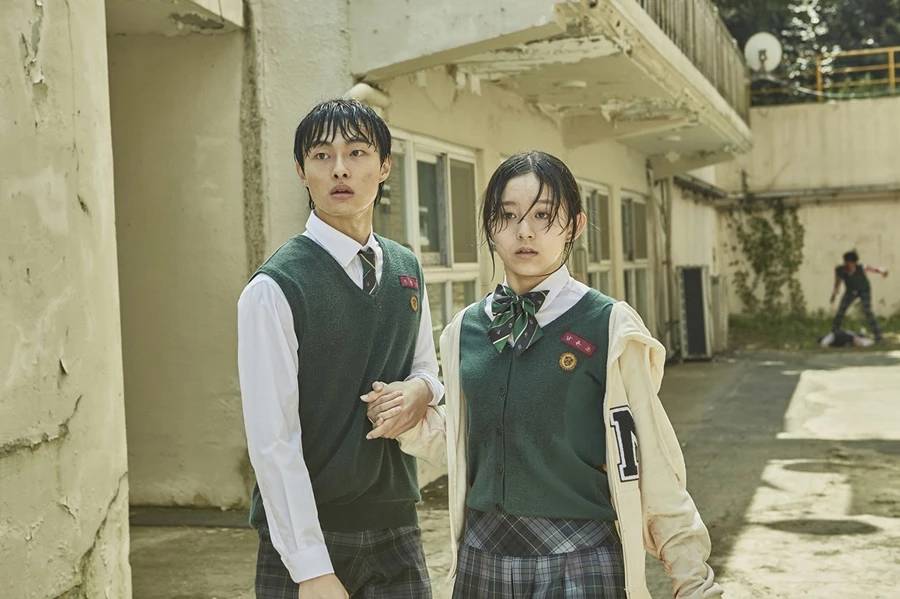 All of Us Are Dead ซีซั่น 2 กำลังเตรียมงานสร้าง คราวนี้ซอมบี้จะฉลาดพอๆกับคน All of Us Are Dead ซีซั่น 2 กำลังเตรียมงานสร้าง คราวนี้ซอมบี้จะฉลาดพอๆกับคน