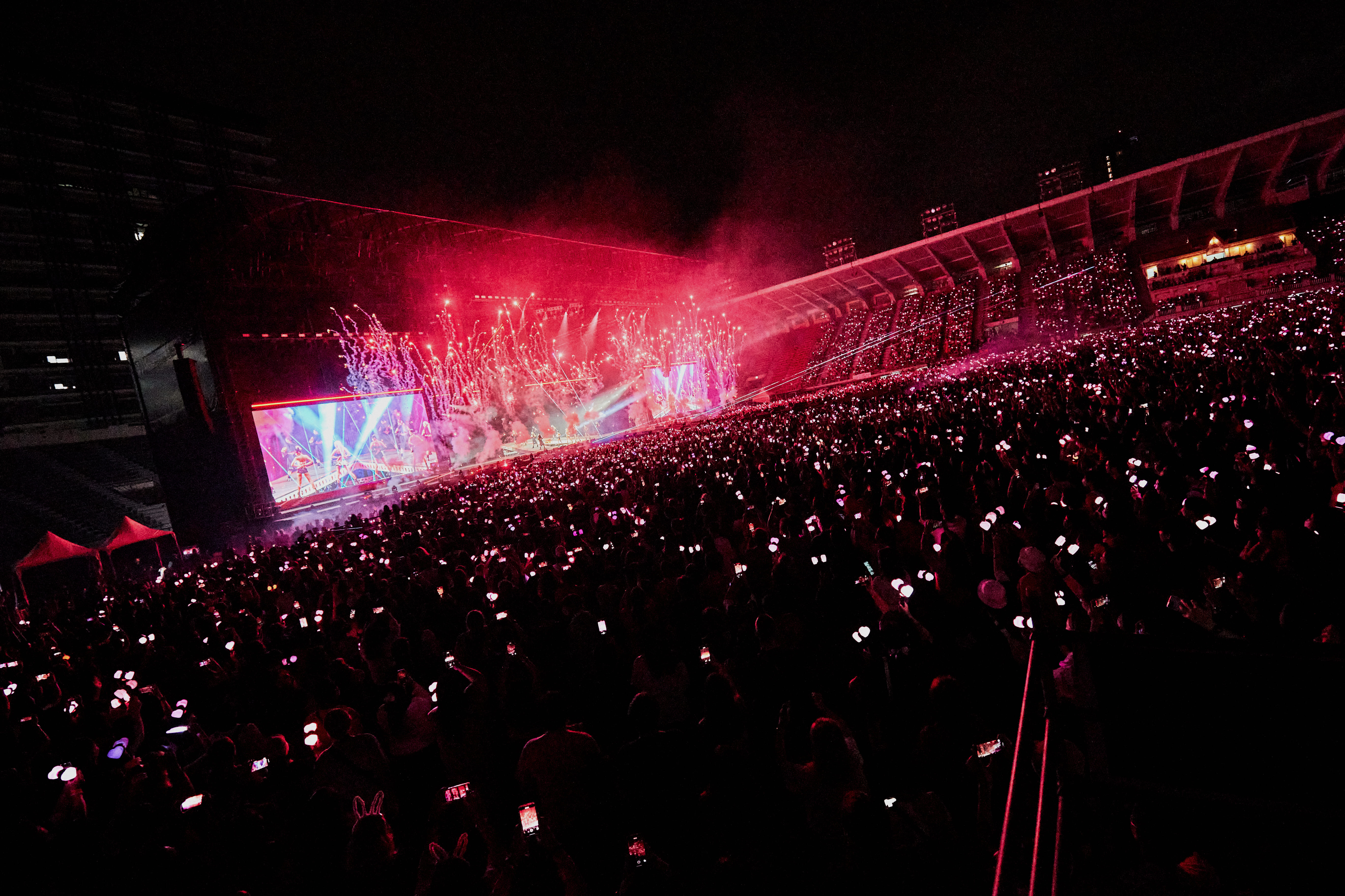 ประมวลภาพบรรยากาศ คอนเสิร์ต BLACKPINK WORLD TOUR [BORN PINK] BANGKOK 