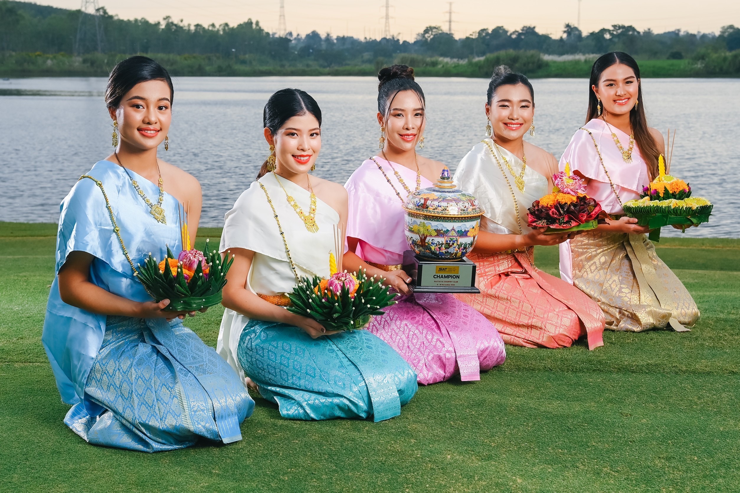 ส่อง5นักกอล์ฟสาวไทยWPGA ในชุดต้อนรับวันลอยกระทง 2565 ส่อง5นักกอล์ฟสาวไทยWPGA ในชุดต้อนรับวันลอยกระทง 2565