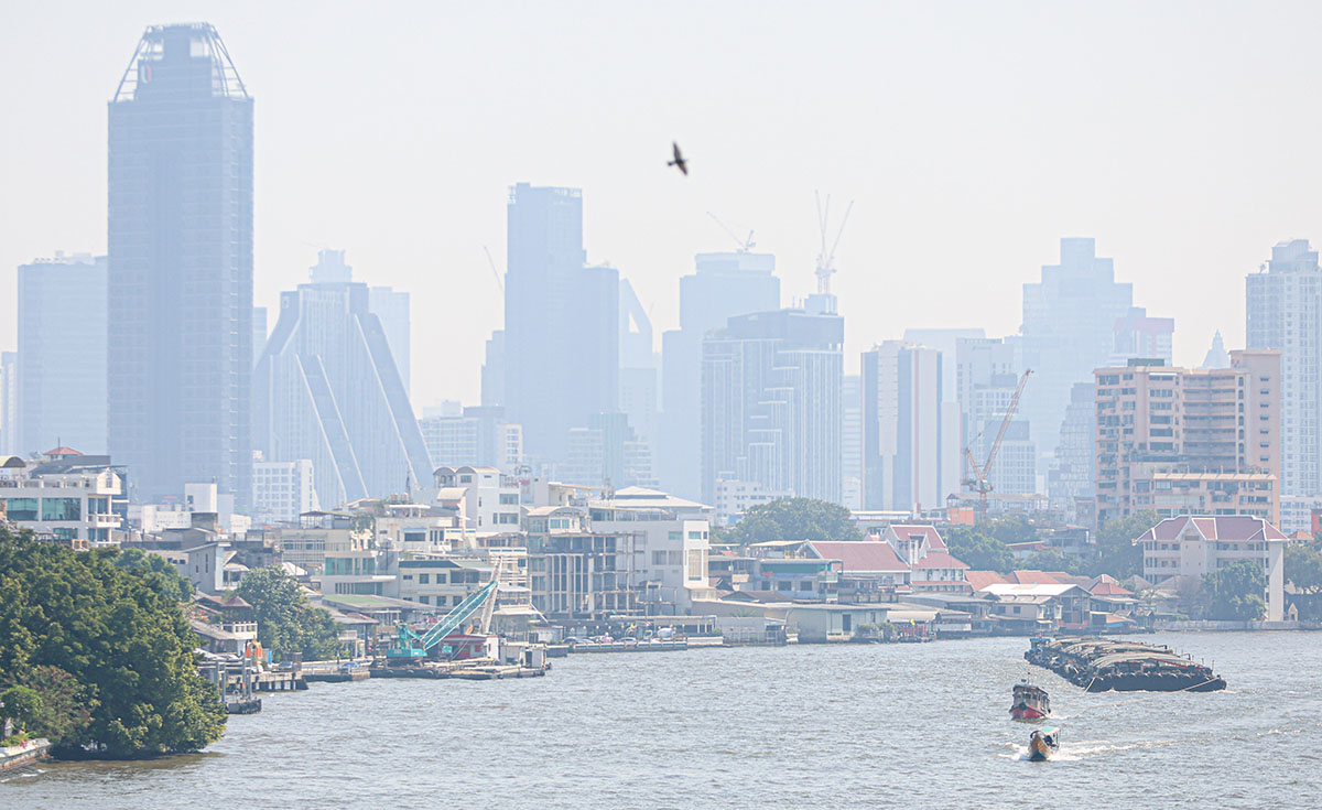 ฝุ่น PM 2.5 สถานการณ์ทั่วไทย เกินมาตรฐาน 7 จังหวัด กทม.จมฝุ่น 1 พื้นที่