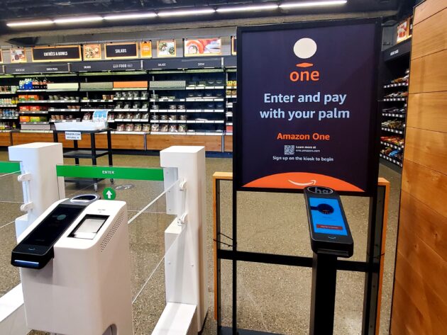 Amazon เปิดใช้การชำระเงินด้วยการสแกนฝ่ามือสำหรับร้าน Whole Foods! Amazon เปิดใช้การชำระเงินด้วยการสแกนฝ่ามือสำหรับร้าน Whole Foods!