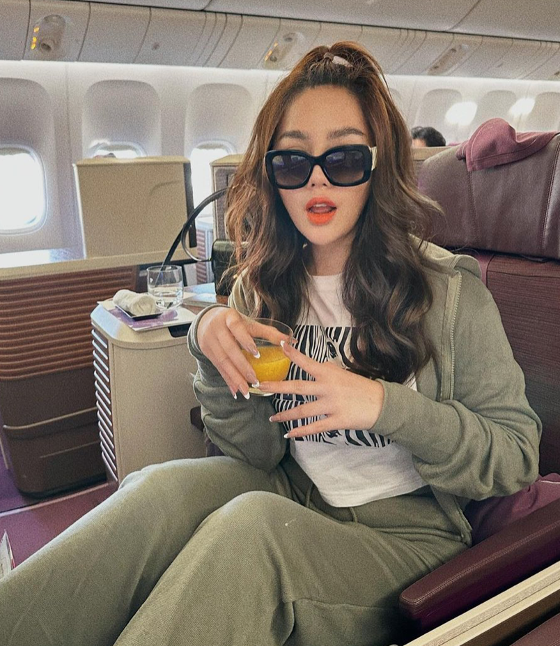 เปิดประวัติ ‘เส้นด้าย สอดอStyle’ ยูทูปเบอร์สุดฮอต! ผู้ติดตามกว่า 4 ล้าน เปิดประวัติ ‘เส้นด้าย สอดอStyle’ ยูทูปเบอร์สุดฮอต! ผู้ติดตามกว่า 4 ล้าน