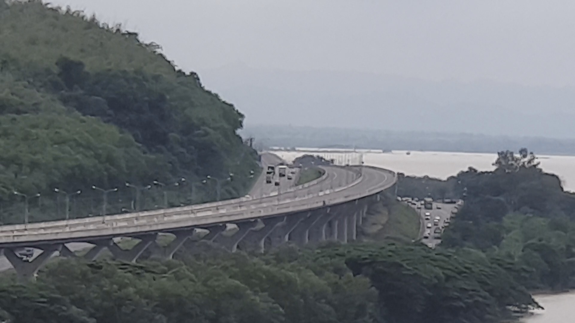 แหล่งท่องเที่ยวใหม่ “เขาเขื่อนลั่น” เรือนจำกลางคลองไผ่ ชมวิวลำตะคอง แหล่งท่องเที่ยวใหม่ “เขาเขื่อนลั่น” เรือนจำกลางคลองไผ่ ชมวิวลำตะคอง