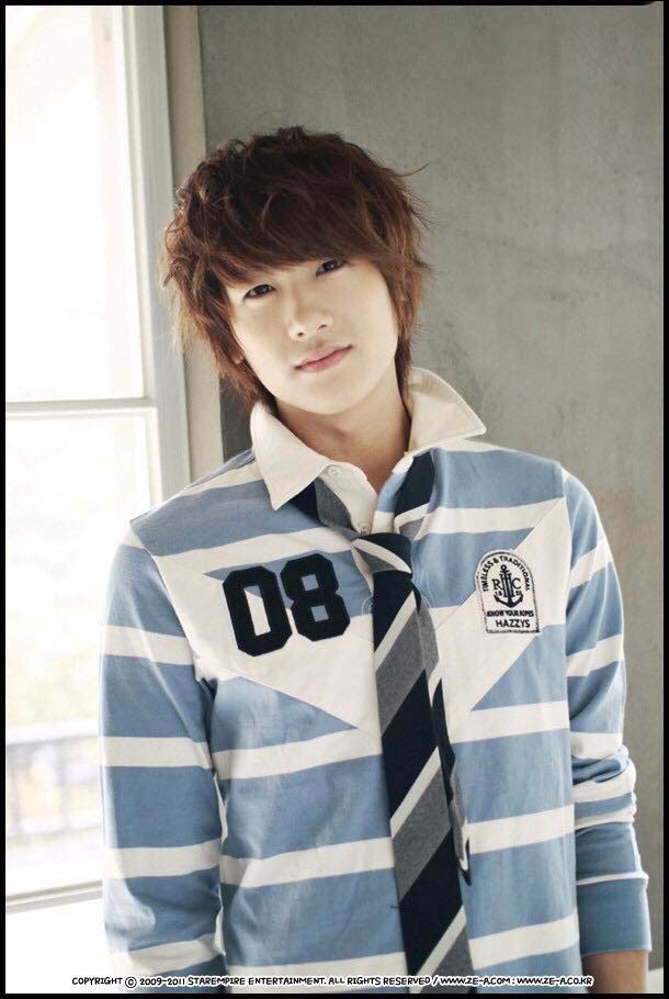 'พัคฮยองชิก' พระเอกสุดหล่อที่หลายคนอาจไม่รู้ว่าเขาเคยเป็นบอยแบนด์