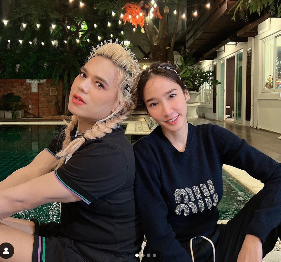 สรุปไทม์ไลน์ “อั้มเลิกพก” ชาวเน็ตจับตาดาราสาวคนไหนเป็นมือที่ 3 ! สรุปไทม์ไลน์ “อั้มเลิกพก” ชาวเน็ตจับตาดาราสาวคนไหนเป็นมือที่ 3 !