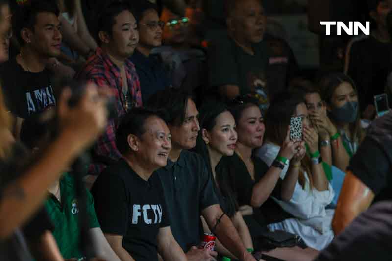 เวทีต่อสู้แห่งมิตรภาพ ครั้งแรก “ช้างไนท์ไฟต์คลับ” บนถนนข้าวสาร เวทีต่อสู้แห่งมิตรภาพ ครั้งแรก “ช้างไนท์ไฟต์คลับ” บนถนนข้าวสาร