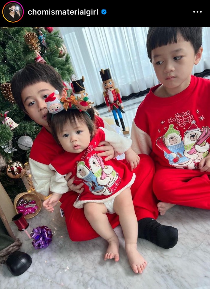 ชมพู่ อารยา เผยภาพ สายฟ้า-พายุ-แอบิเกล ฉลองคริสต์มาสล่วงหน้า ชมพู่ อารยา เผยภาพ สายฟ้า-พายุ-แอบิเกล ฉลองคริสต์มาสล่วงหน้า