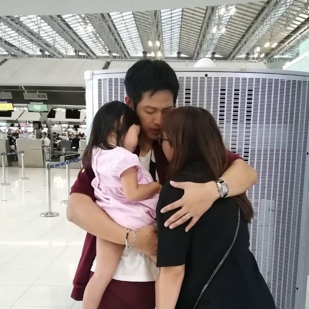 เปิดจดหมาย ตู่ ภพธร ฝากข้อความสุดซึ้งถึงภรรยาและลูก เปิดจดหมาย ตู่ ภพธร ฝากข้อความสุดซึ้งถึงภรรยาและลูก