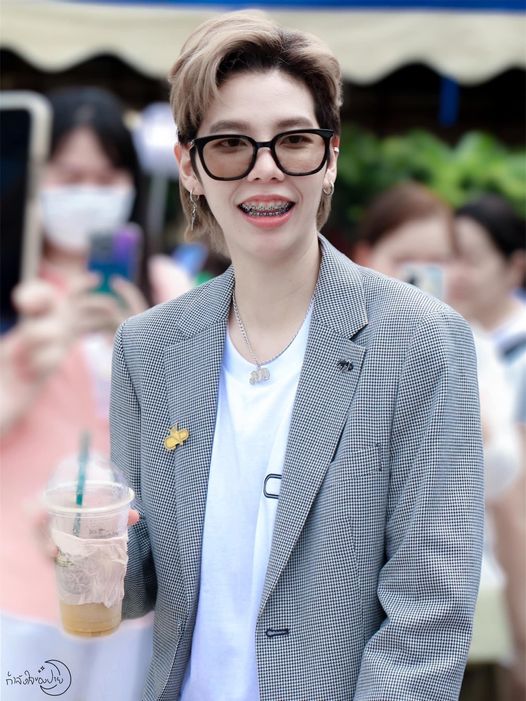ป๊ายปาย โอริโอ้ นั่งแท่นท่านประธาน เปิดบริษัทเป็นของตัวเอง ป๊ายปาย โอริโอ้ นั่งแท่นท่านประธาน เปิดบริษัทเป็นของตัวเอง