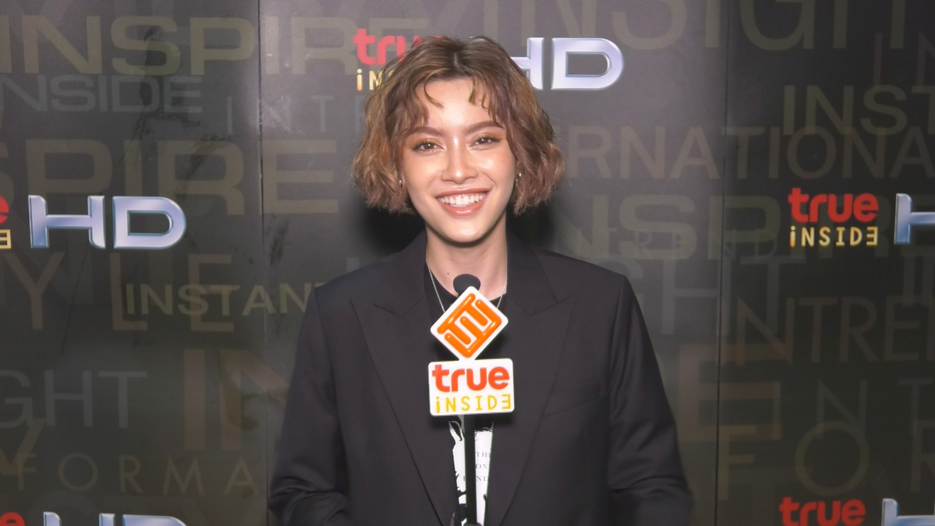 ทำความรู้จัก นิ้ง ชัญญา สาวผมสั้น ลุคสุดเท่!! ทำความรู้จัก นิ้ง ชัญญา สาวผมสั้น ลุคสุดเท่!!