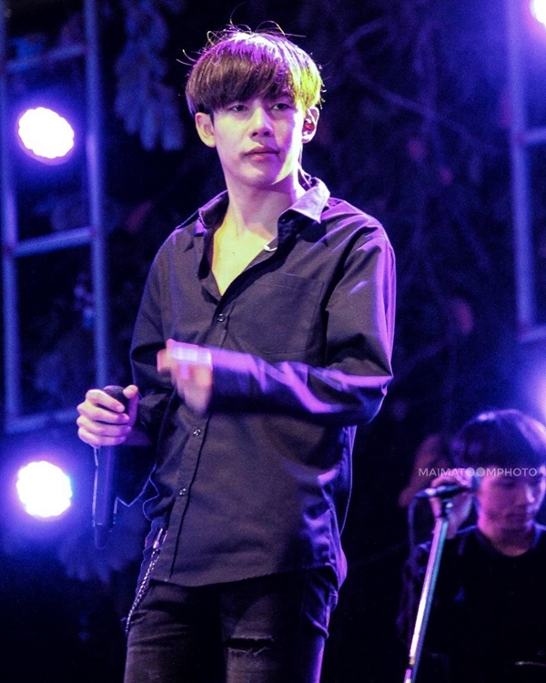 ครูเต้ย อภิวัฒน์ แบกรับภาระต่อเดือนนับแสน!! ครูเต้ย อภิวัฒน์ แบกรับภาระต่อเดือนนับแสน!!