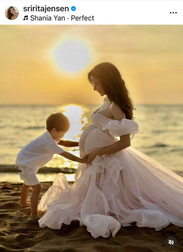 ศรีริต้า คลอดลูกสาวแล้ว! กรณ์ ณรงค์เดช รีบโพสต์อวดนางฟ้าตัวน้อย ศรีริต้า คลอดลูกสาวแล้ว! กรณ์ ณรงค์เดช รีบโพสต์อวดนางฟ้าตัวน้อย