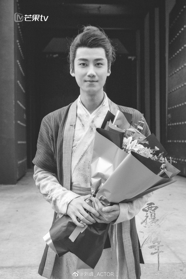  “หลิวเฟิง”  นักแสดงจีน วัย 25 ปี เสียชีวิตกะทันหันจากอาการหัวใจวายเฉียบพลัน