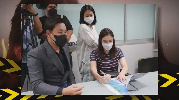 ใจบัว ฮิดดิง เล่าทั้งน้ำตา โดนเพื่อนที่ไว้ใจหลอกไปหานายตำรวจ   (มีคลิป) 