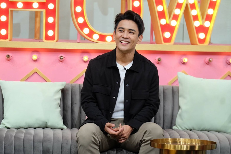กัน นภัทร ถูกชาวเน็ตจับผิด ทำหน้าเหวี่ยงกลางรายการ