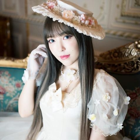 แฟนๆสุดช็อก!! 'คุโรซากิ มาอง' นักร้องเพลงอนิเมะสาวสวย เสียชีวิตวัย35ปี แฟนๆสุดช็อก!! 'คุโรซากิ มาอง' นักร้องเพลงอนิเมะสาวสวย เสียชีวิตวัย35ปี