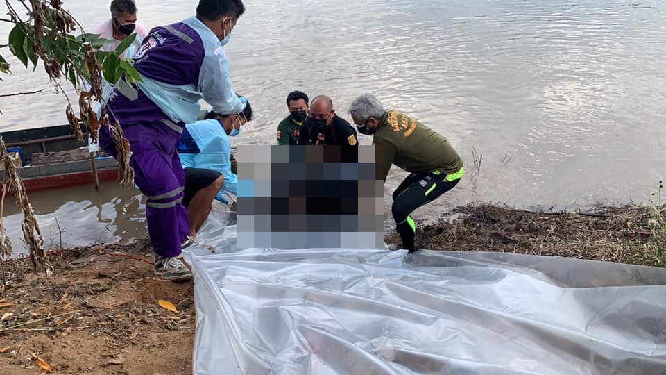ดารารุ่นใหญ่ ต้น อธิวัฒน์ ลงพื้นที่กู้ร่าง-รถ ผู้เสียชีวิต หลังเกิดเหตุพุ่งตกแม่น้ำ