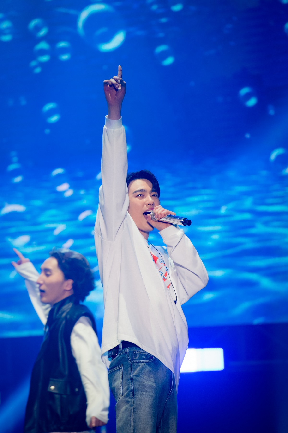 ประมวลความฟิน!! ‘จินยอง GOT7’ จัดแฟนคอนเสิร์ตเดี่ยวในไทย 2 รอบตั๋วเกลี้ยง ประมวลความฟิน!! ‘จินยอง GOT7’ จัดแฟนคอนเสิร์ตเดี่ยวในไทย 2 รอบตั๋วเกลี้ยง