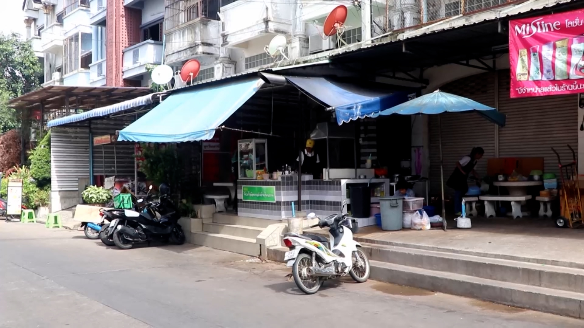 เปิดตัวเมนู...ทำมั่ว!แต่อร่อย เมนูเด็ด“ข้าวหมา”มาแรง เปิดตัวเมนู...ทำมั่ว!แต่อร่อย เมนูเด็ด“ข้าวหมา”มาแรง