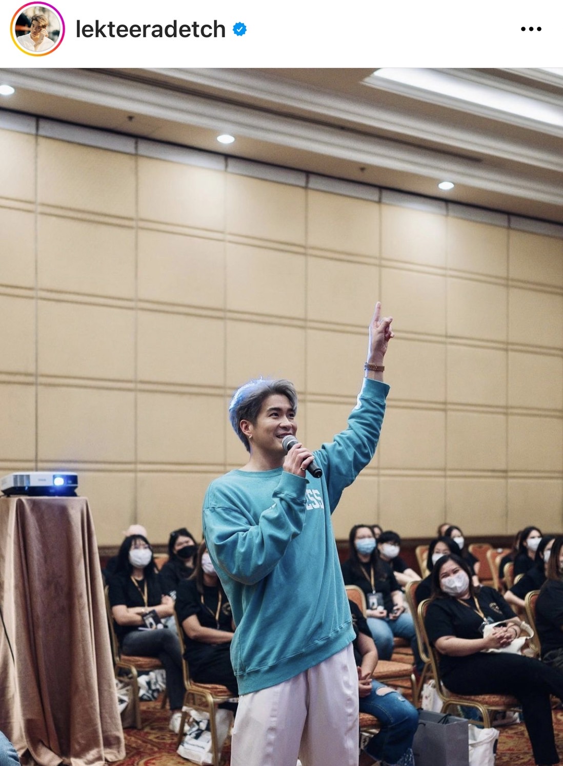 อาเล็ก ซึ้งน้ำตาแตก!! โพสต์ขอบคุณแฟนคลับที่รักและอยู่ด้วยกันมา 10 ปี อาเล็ก ซึ้งน้ำตาแตก!! โพสต์ขอบคุณแฟนคลับที่รักและอยู่ด้วยกันมา 10 ปี