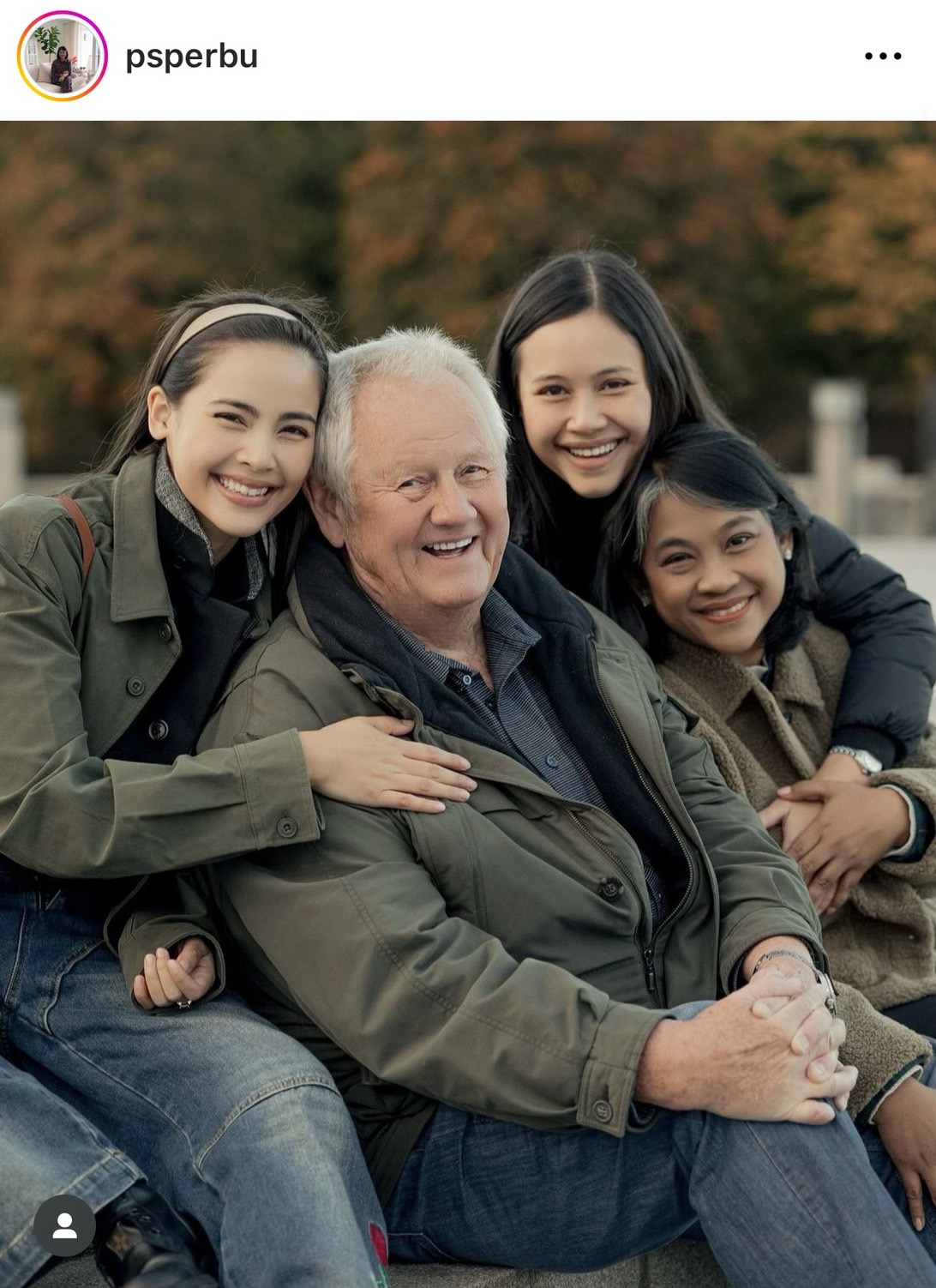 แม่ของ ญาญ่า อวดภาพลูกสาวสร้างบ้านให้ที่เขาใหญ่ 