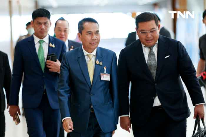 สส.เพื่อไทยประชุมด่วน มั้นใจพรุ่งนี้ได้นายกแน่นอน สส.เพื่อไทยประชุมด่วน มั้นใจพรุ่งนี้ได้นายกแน่นอน