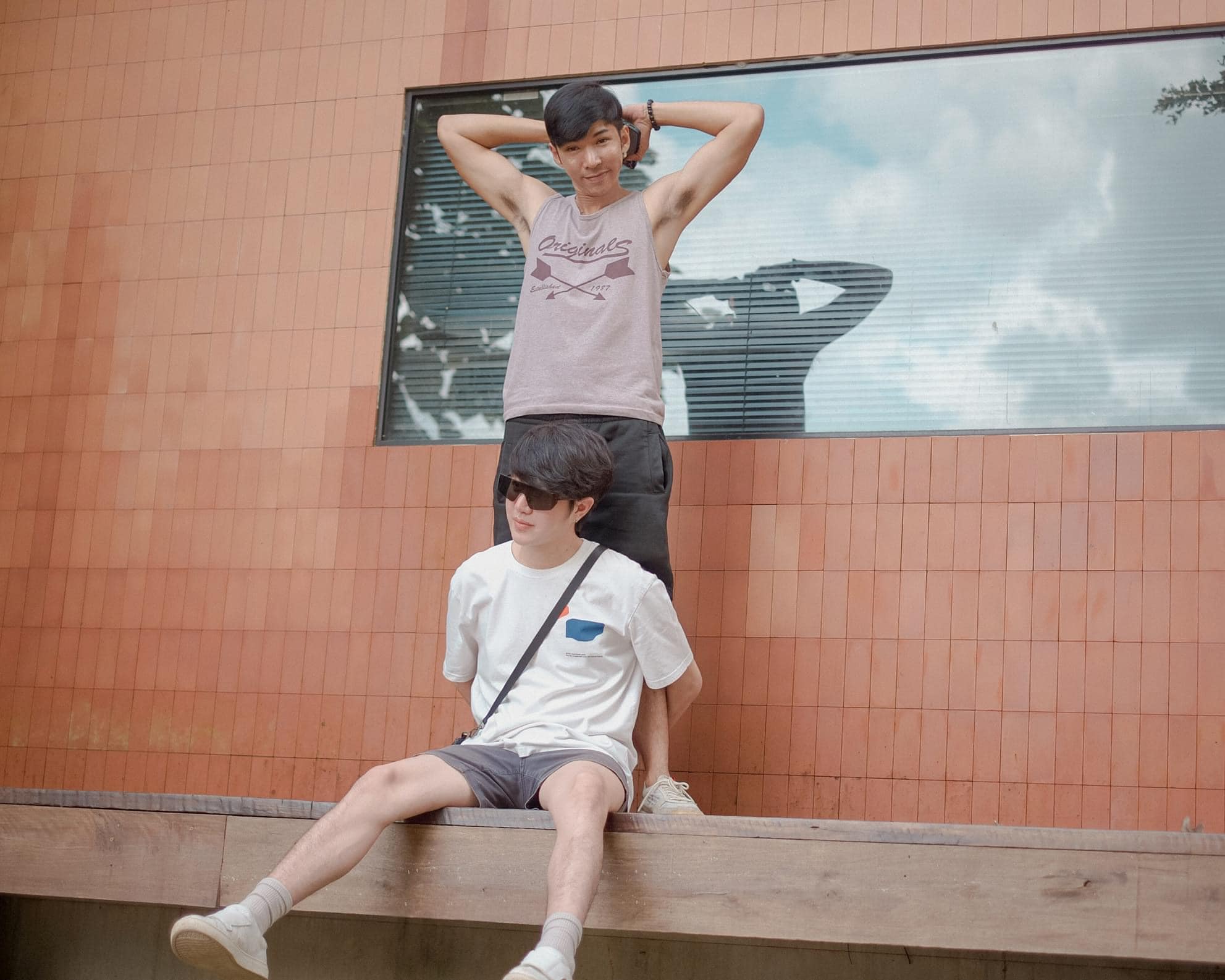 เปิดภาพหวานใจตัวจริง!! กัญจน์ ภักดีวิจิตร เจ้าของมือที่กุมกันเดินที่ผาฮี้