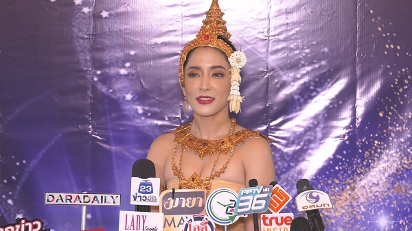 “พิ้งกี้” ปลื้มคังคุไบตัวจริงแชร์ภาพ แจงไม่ได้ไปส่ง “แตงโม” เพราะติดงาน  (มีคลิป)