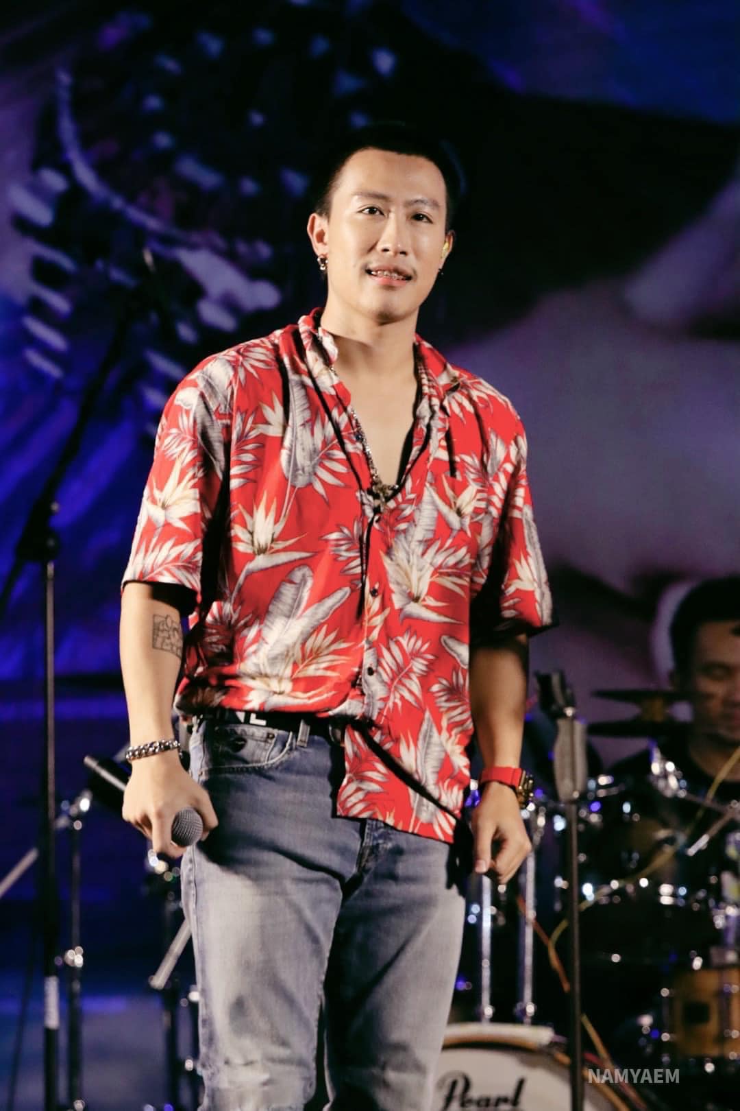 นุ๊ก ธนดล เคลียร์ประเด็น ทำไมถึงหยุดแค่ ม.6? นุ๊ก ธนดล เคลียร์ประเด็น ทำไมถึงหยุดแค่ ม.6?
