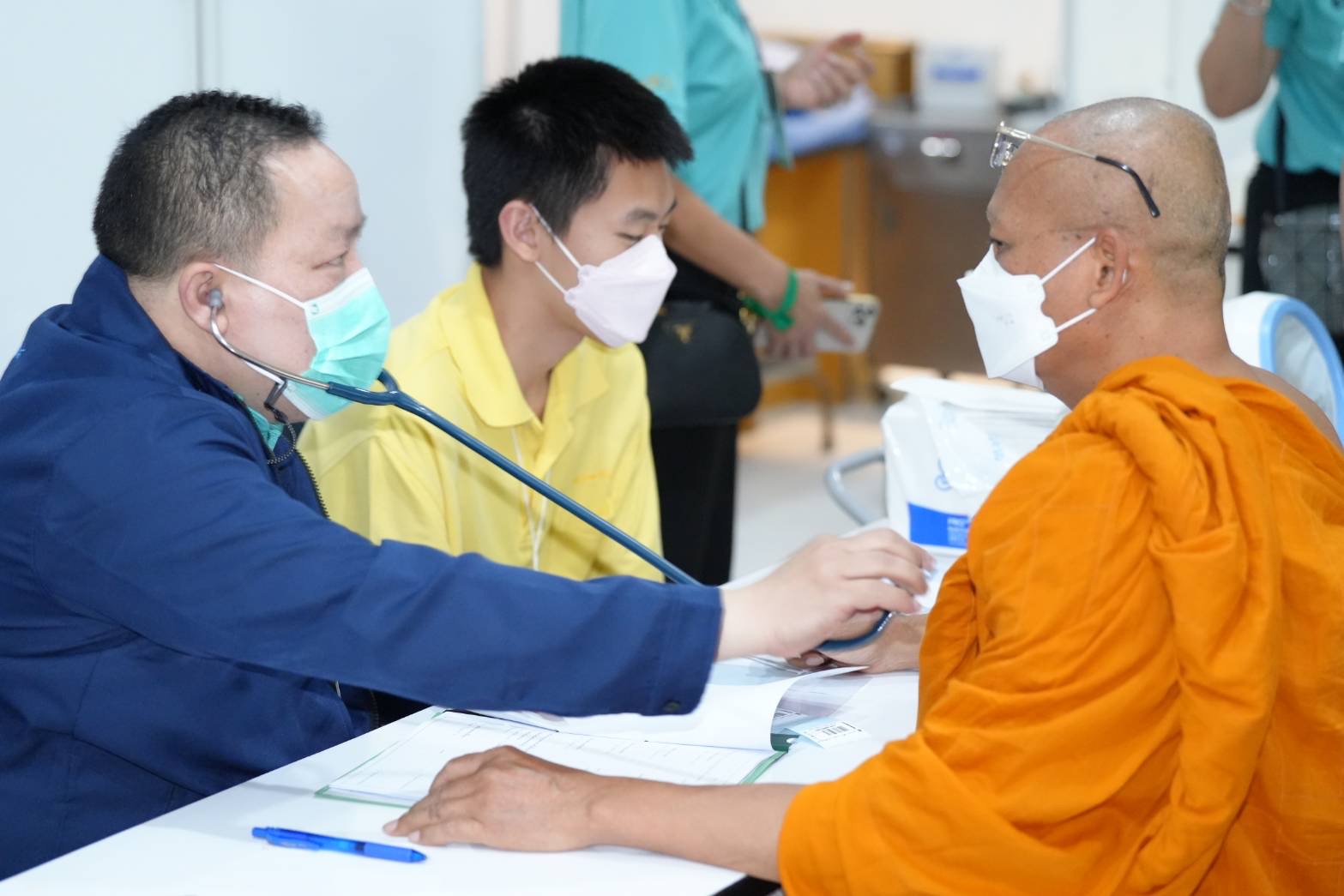 นักศึกษา ปธพ.ผนึกกำลังจัดแพทย์อาสาเฉลิมพระเกียรติฯเมืองปทุมธานี นักศึกษา ปธพ.ผนึกกำลังจัดแพทย์อาสาเฉลิมพระเกียรติฯเมืองปทุมธานี