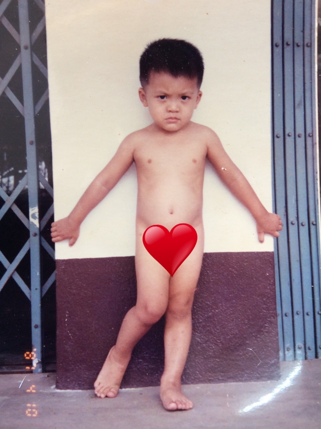ใครเป็นใคร?! ย้อนดูรูปวัยเด็กของศิลปินคนดัง!!