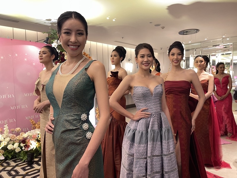 นางสาวไทย 2565 อวดโฉมในค่ำคืนแห่งมนตร์เสน่ห์ Debutante Gala Night สุดหรู นางสาวไทย 2565 อวดโฉมในค่ำคืนแห่งมนตร์เสน่ห์ Debutante Gala Night สุดหรู