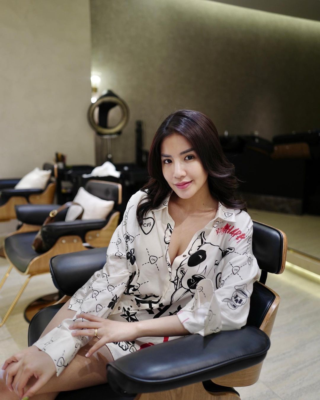 ผู้จัดการอัปเดตอาการ ใบเตย สุธีวัน หลังเลื่อนฟังคำสั่งคดี Forex-3D ยังไม่ได้ผ่าตัดไส้ติ่ง