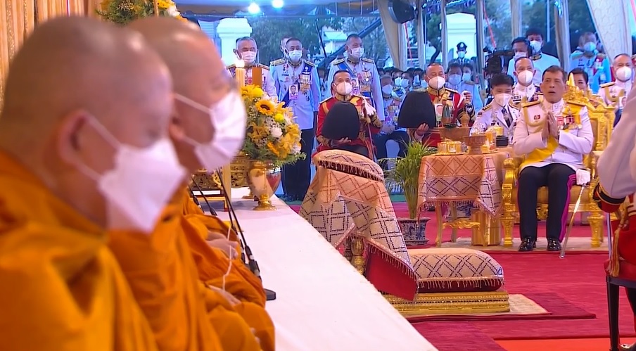 ในหลวง-พระราชินี เสด็จฯทรงเปิดพระบรมราชานุสาวรีย์ รัชกาลที่ 9