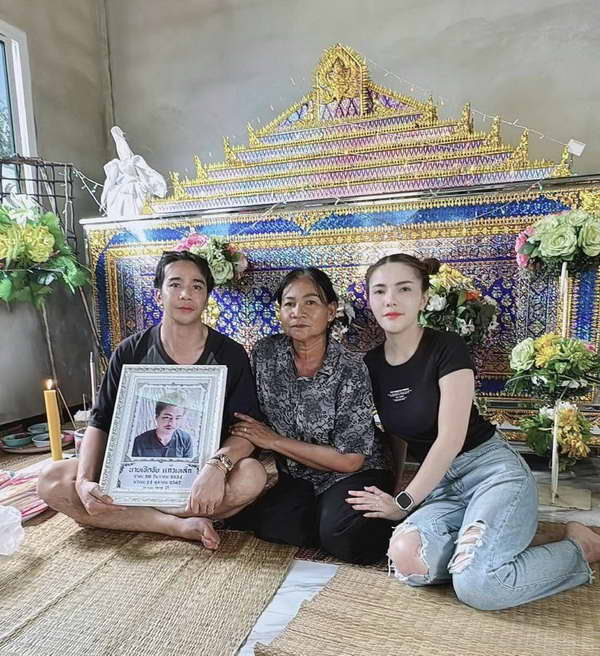 ก้อง ห้วยไร่ สุดอาลัย! น้องชายคนเล็กออกเดินทางไกล ทิ้งไว้แต่ความทรงจำ ก้อง ห้วยไร่ สุดอาลัย! น้องชายคนเล็กออกเดินทางไกล ทิ้งไว้แต่ความทรงจำ