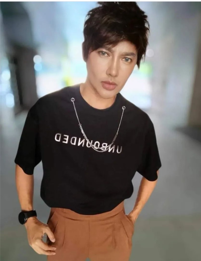 เปิดภาพล่าสุด ดีเจเจ๊แหม่ม ในลุคสุดเท่ เปิดภาพล่าสุด ดีเจเจ๊แหม่ม ในลุคสุดเท่