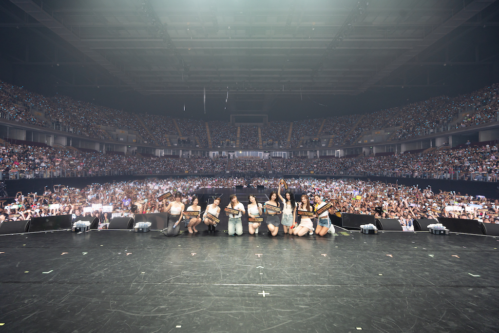 ประมวลความปัง!! 9 สาว TWICE คัมแบ็กจัดเวิลด์ทัวร์ไทยในรอบกว่า 4 ปี