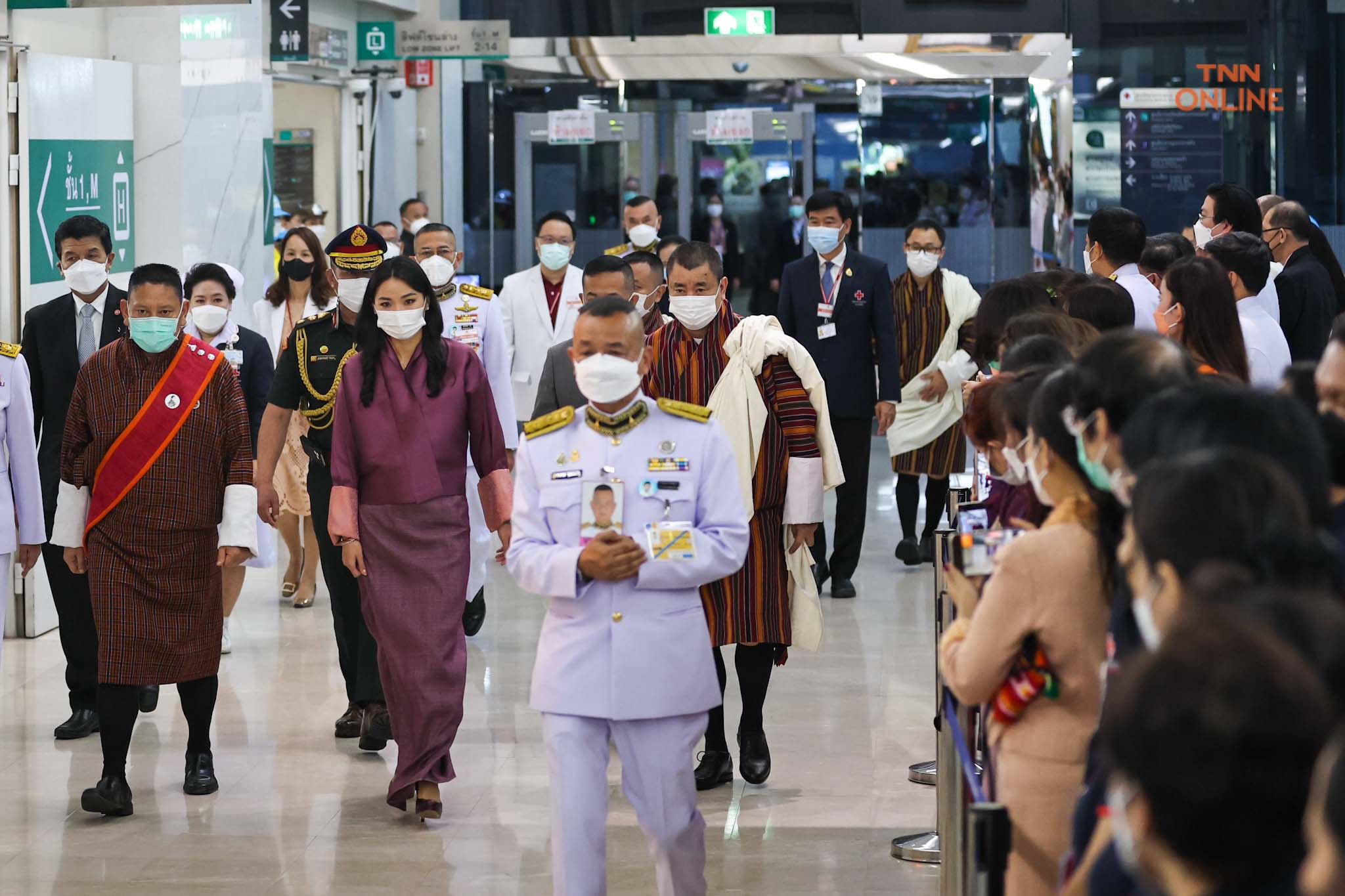 สมเด็จพระราชินี แห่งภูฏานลงพระนามเยี่ยม เจ้าฟ้าพัชรกิติยาภา สมเด็จพระราชินี แห่งภูฏานลงพระนามเยี่ยม เจ้าฟ้าพัชรกิติยาภา
