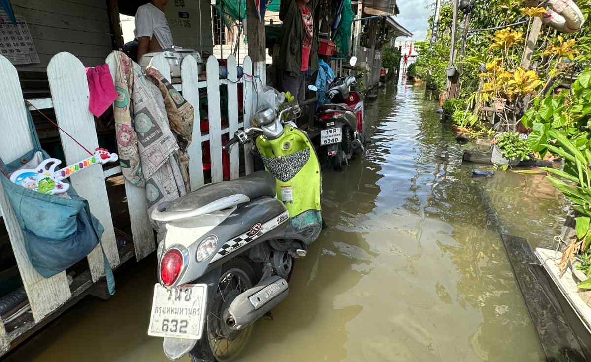 ชุมชนริมเจ้าพระยาน้ำเอ่อท่วม จากน้ำหนุนหนักสุดรอบสัปดาห์ ชุมชนริมเจ้าพระยาน้ำเอ่อท่วม จากน้ำหนุนหนักสุดรอบสัปดาห์